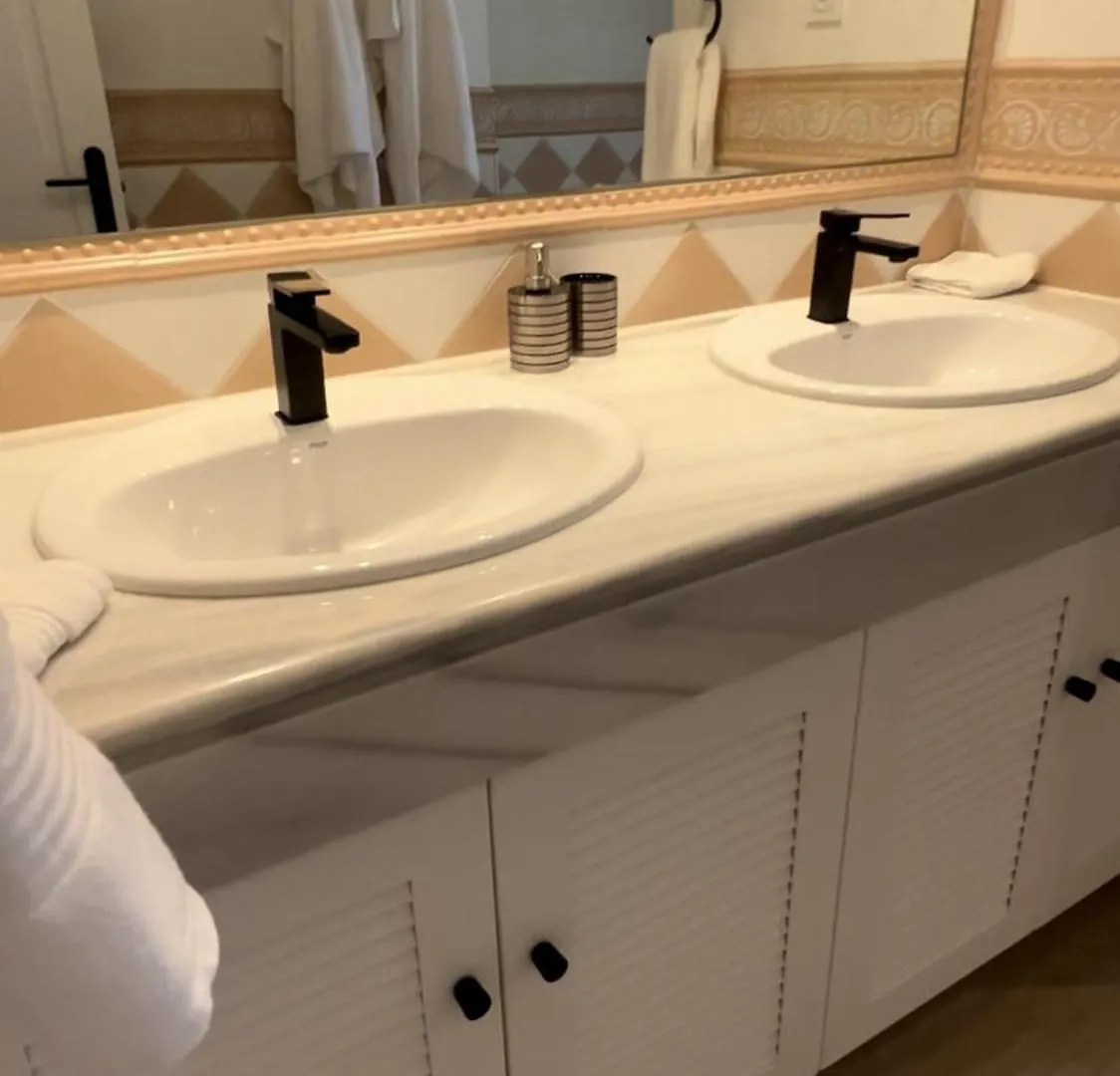 Fantastico Atico Duplex En Marbella, Con Vistas Al Mar Y A 300 Metros De La Playa Apartment