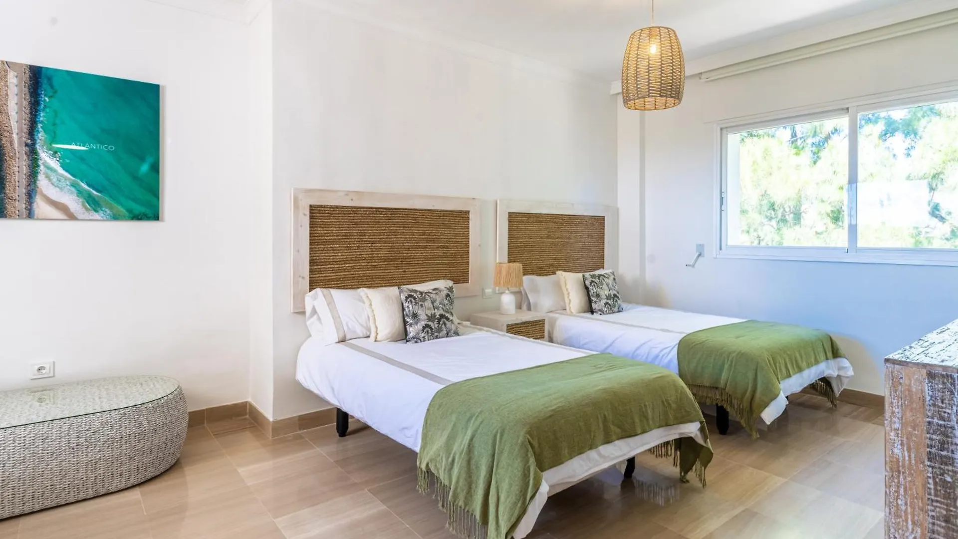 Fantastico Atico Duplex En Marbella, Con Vistas Al Mar Y A 300 Metros De La Playa Apartment