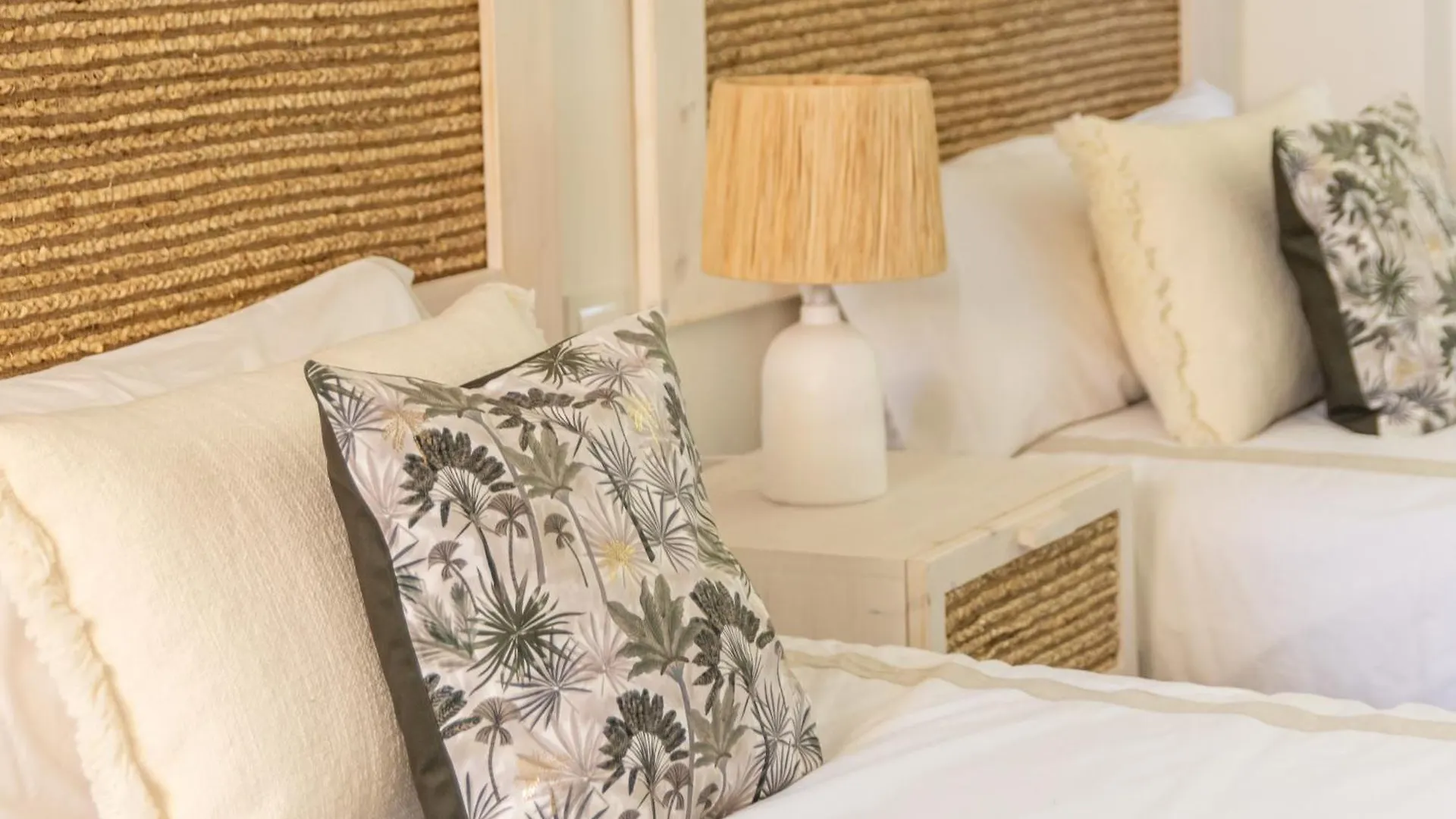 Fantastico Atico Duplex En Marbella, Con Vistas Al Mar Y A 300 Metros De La Playa Apartment Marbella